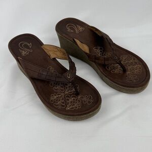 Brown Leather Wedge Platform Flip Flop Sandals Embroidered Sz 10 Olukai